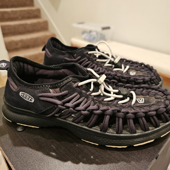 Keens size 7 - Picture 2 of 6